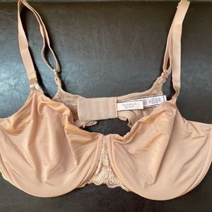 VICTORIA’s SECRET VS Dream Angels Push Up without padding Nude Bra 38DD NWOT